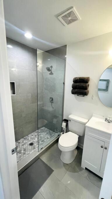 Modern Home Near Uptown Clt, Airport And More Charlotte Zewnętrze zdjęcie